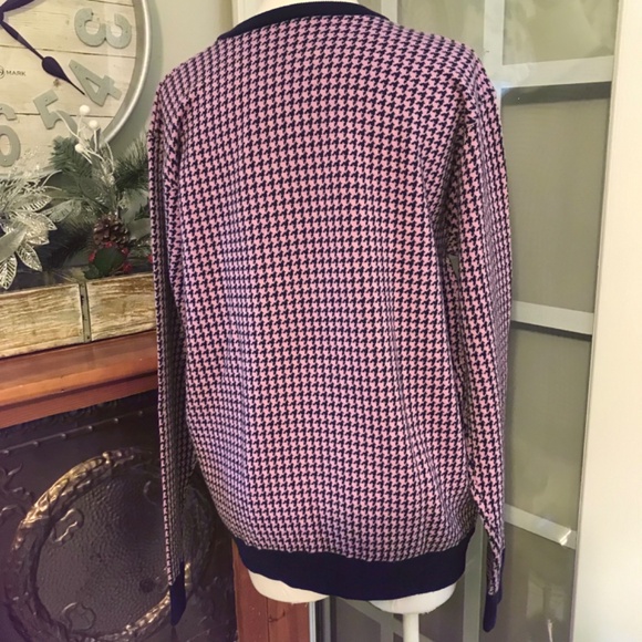 100% Extra fine Merino wool houndstooth pink/navy sweater - Picture 8 of 12